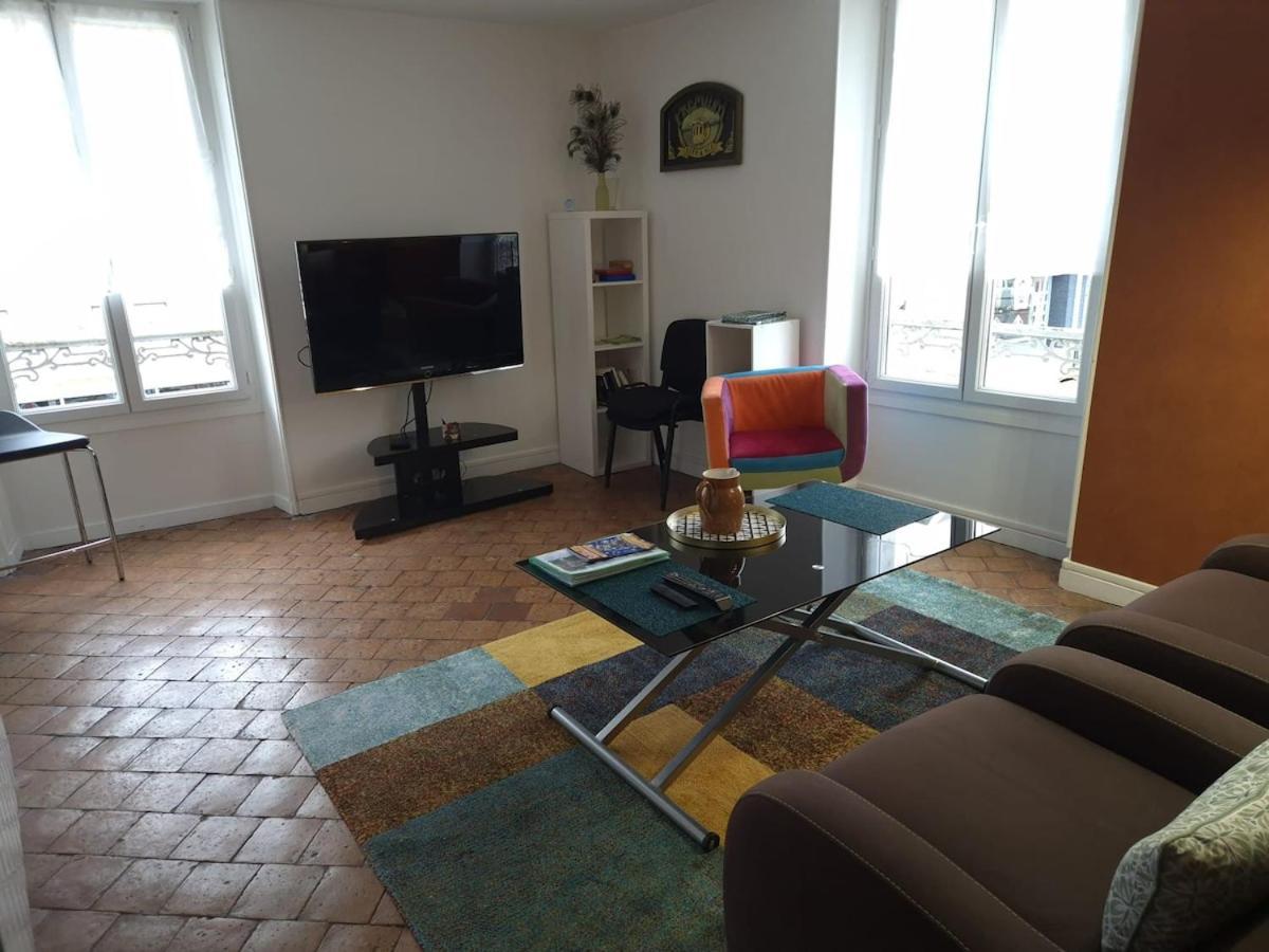 Sanyo Appartement Briare Buitenkant foto